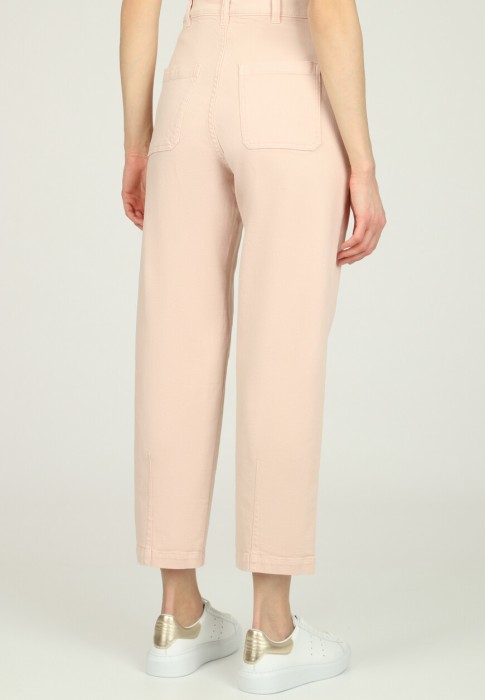 Товар розового цвета с внутренней стороны