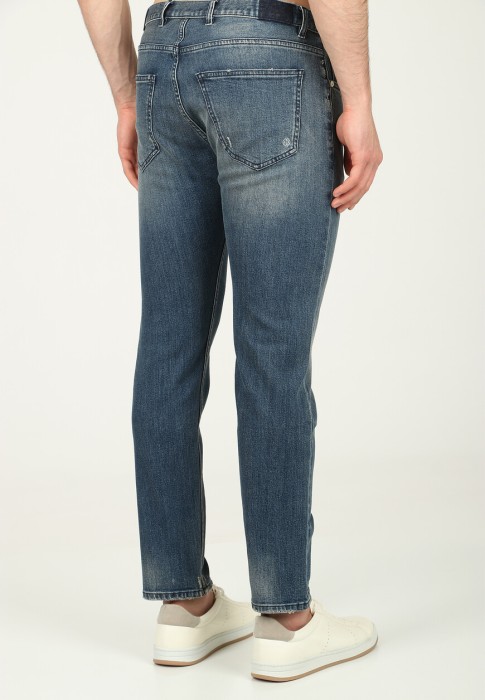 джинсы  из италии вид сбоку