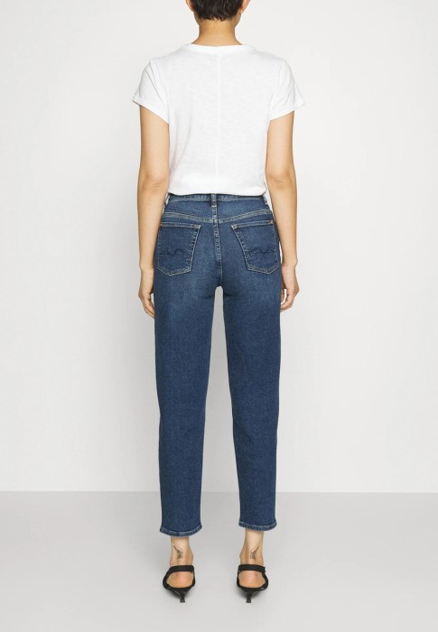 джинсы  из италии вид сбоку