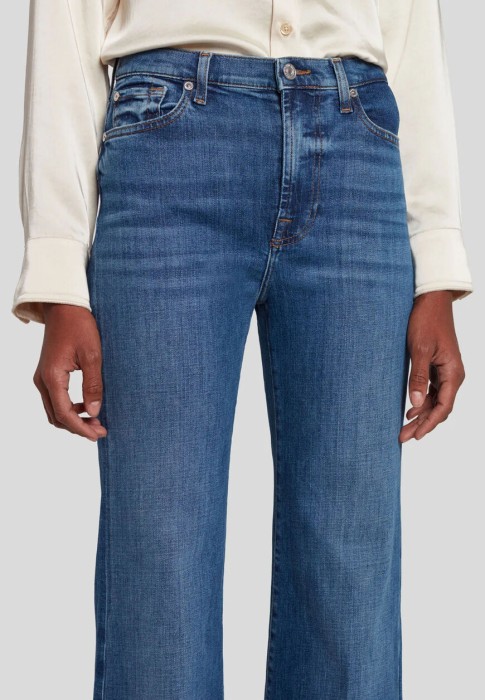 джинсы  для взрослого возраста с изнаночной стороны