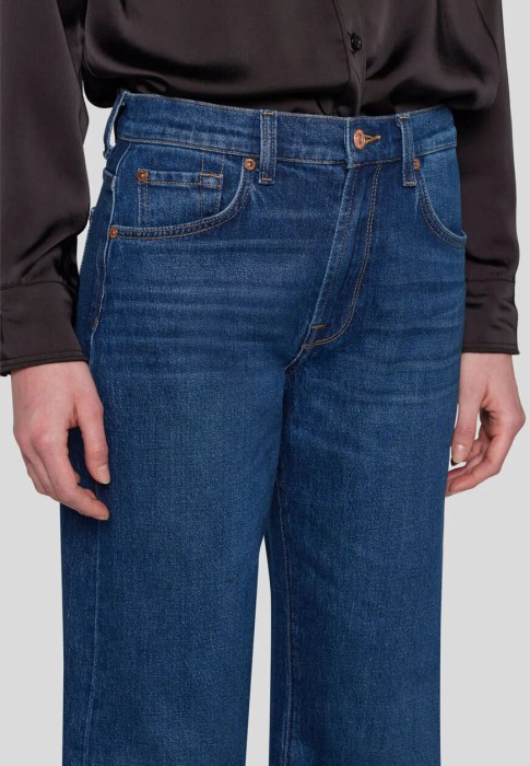 Продукция для женщин фото