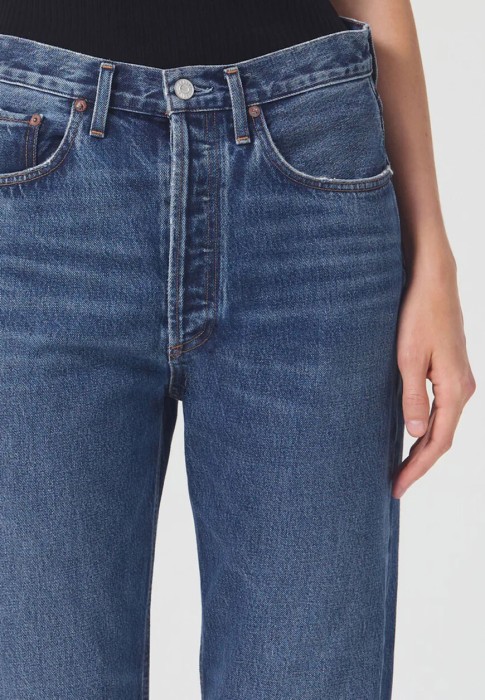 джинсы  из проверенных материалов спереди