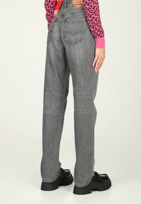 джинсы  из америки вид сбоку