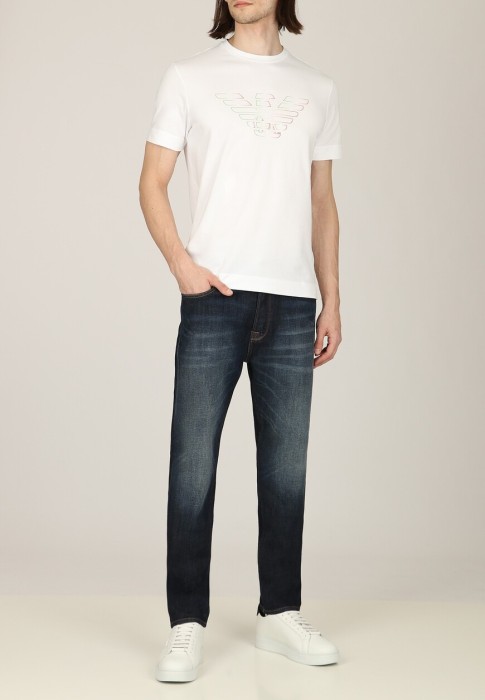 джинсы  от бренда emporio armani вид слева