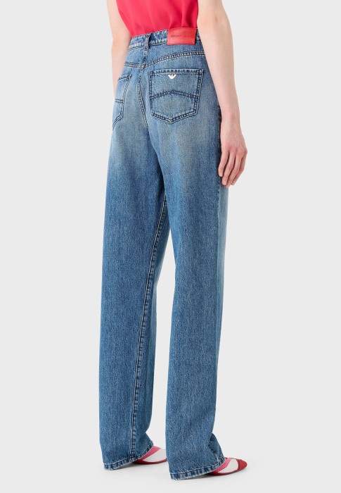 джинсы  из италии вид сбоку