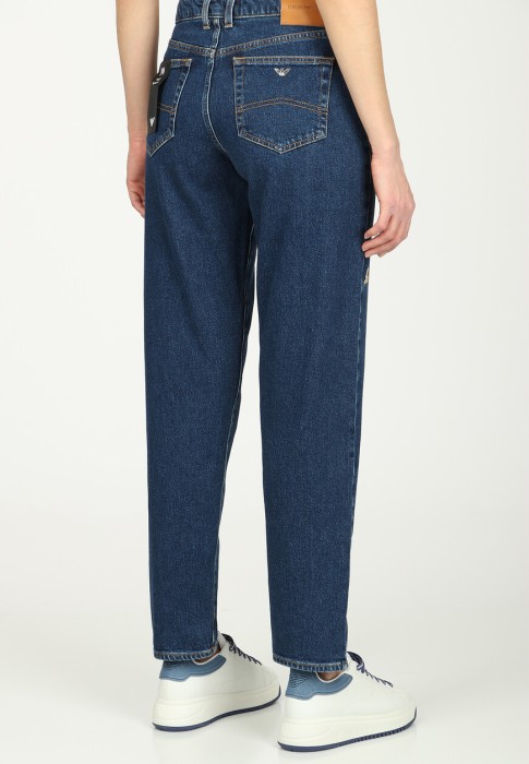 джинсы  из италии вид сбоку