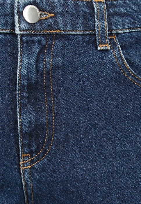 джинсы  из проверенных материалов спереди