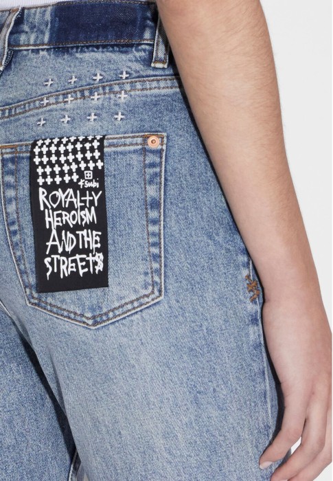 Продукция для женщин фото