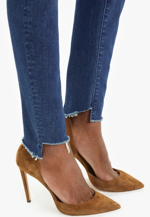 джинсы  из проверенных материалов спереди