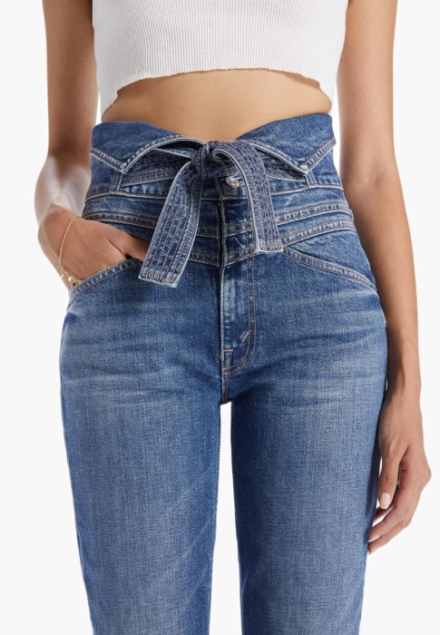 джинсы  из проверенных материалов спереди