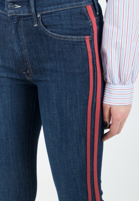 джинсы  из проверенных материалов спереди