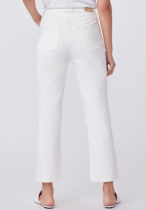 Товар белого цвета с внутренней стороны