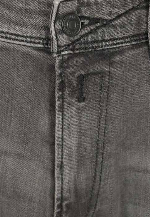 Товар серого цвета с внутренней стороны