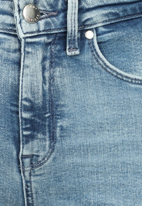 джинсы  из проверенных материалов спереди