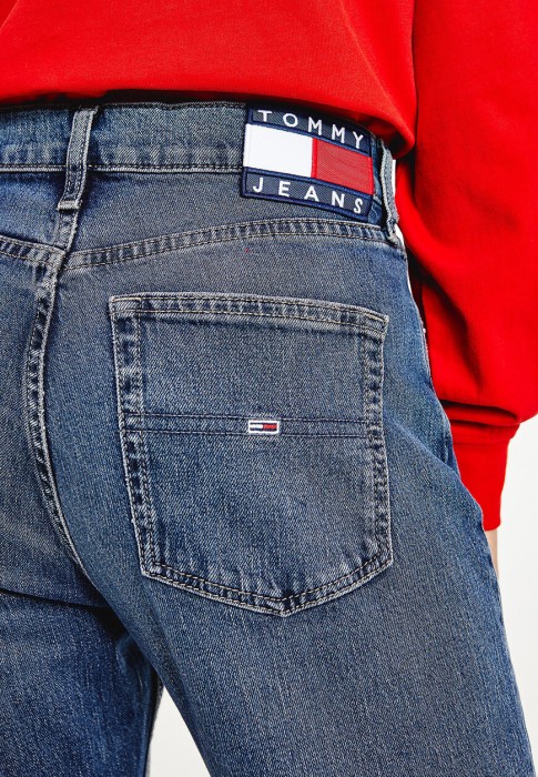 Товар синего цвета с внутренней стороны