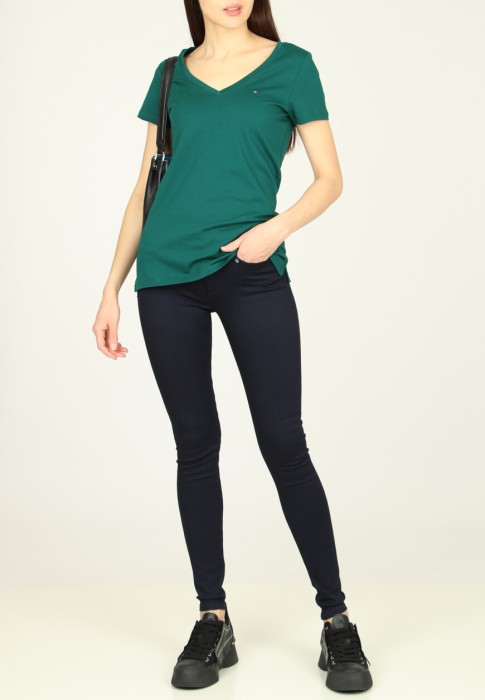 джинсы  по цене 16030 руб вид справа