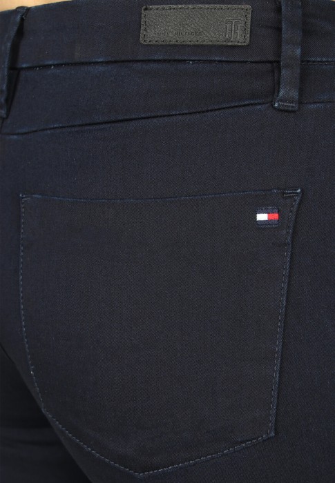 джинсы  из проверенных материалов спереди