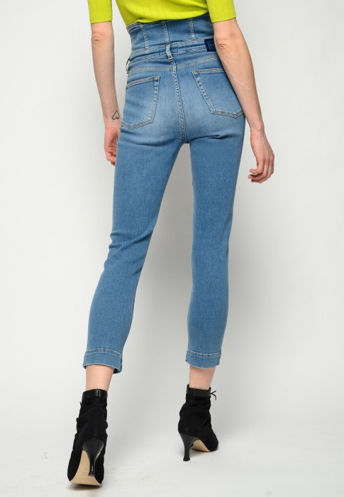 джинсы  из италии вид сбоку