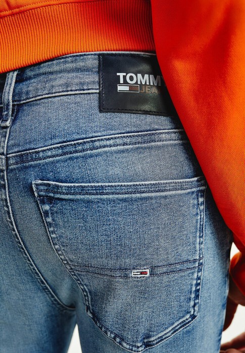 джинсы  из проверенных материалов спереди