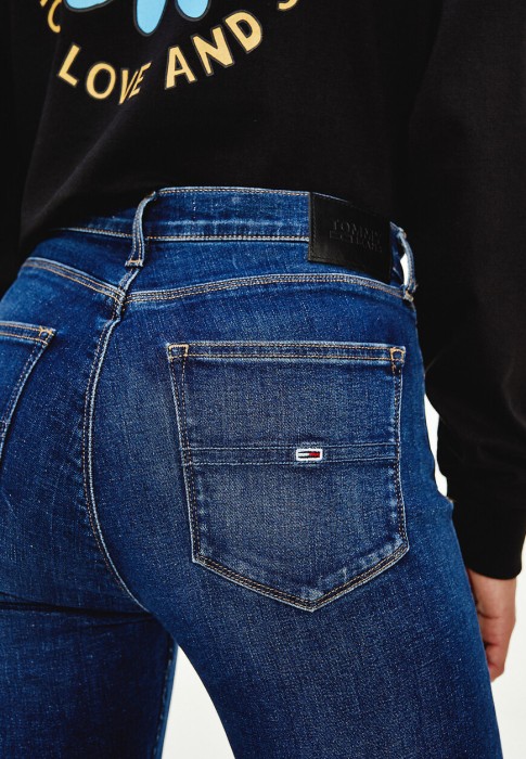 джинсы  из проверенных материалов спереди
