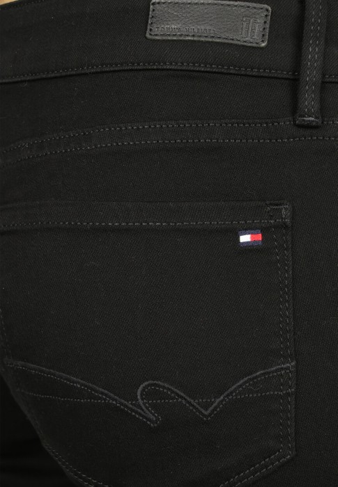 джинсы  из проверенных материалов спереди