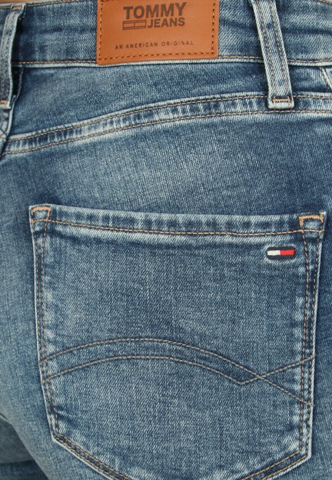 джинсы  универсального стиля с лицевой стороны