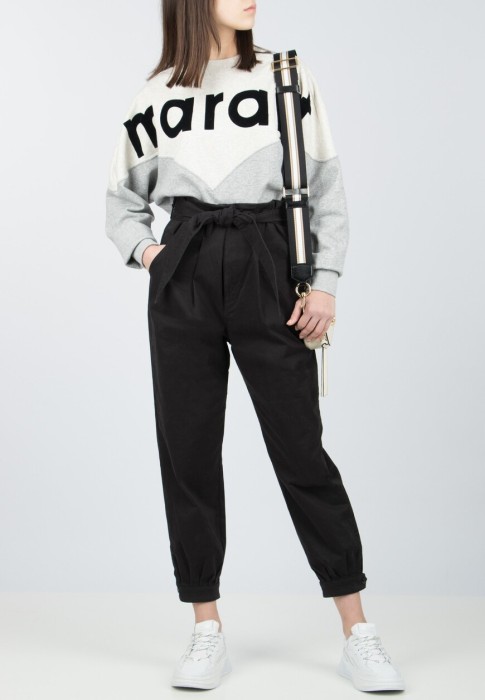 джинсы  по цене 13230 руб вид справа