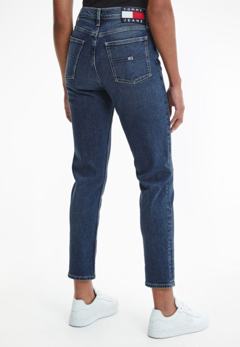 джинсы  по цене 13230 руб вид справа