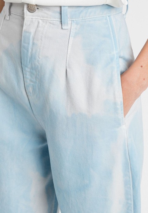 джинсы  из италии вид сбоку