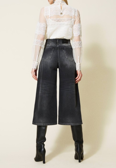 джинсы  от бренда twinset milano вид слева