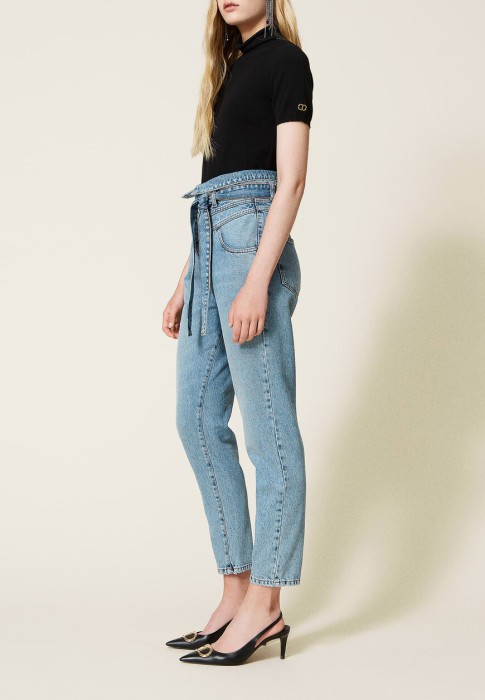 джинсы  из италии вид сбоку