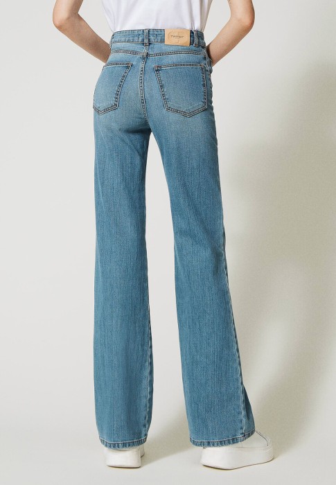 джинсы  из италии вид сбоку