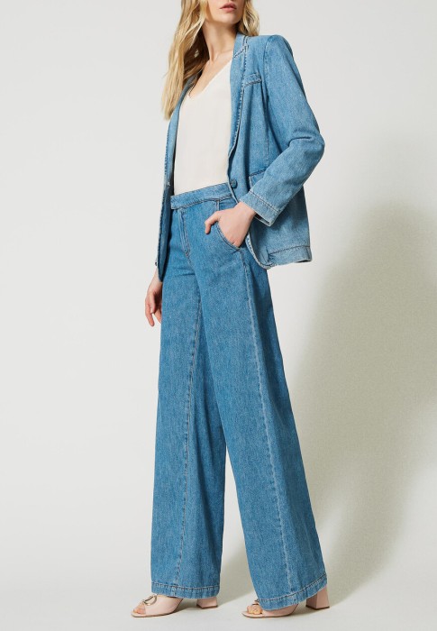 джинсы  из италии вид сбоку