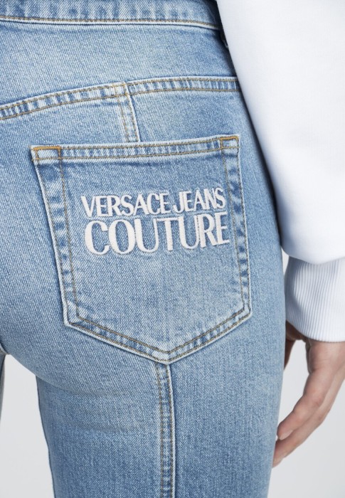 джинсы  из проверенных материалов спереди