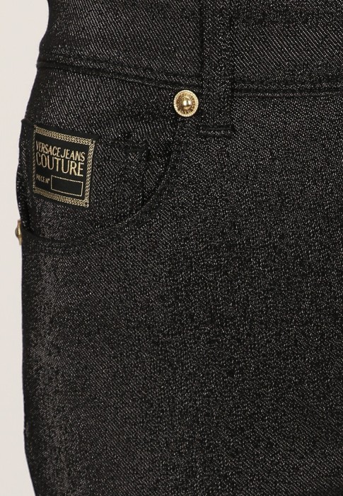 джинсы  из проверенных материалов спереди