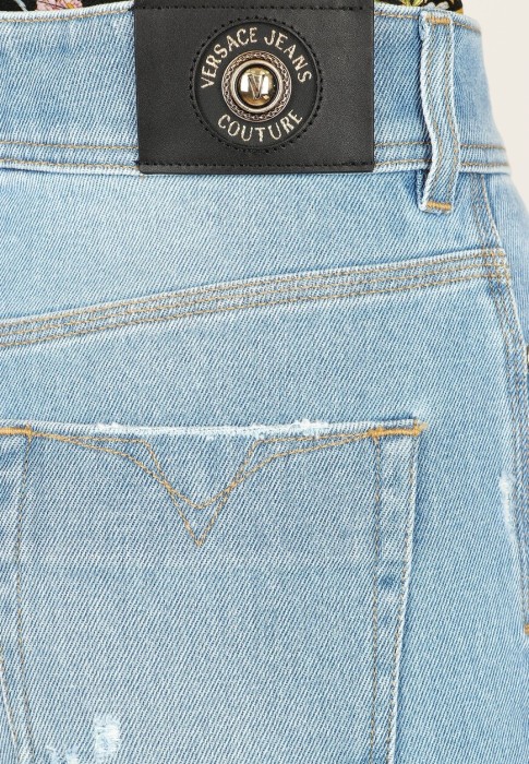 Товар голубого цвета с внутренней стороны