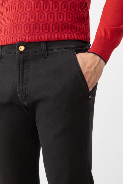 джинсы  из англии вид сбоку