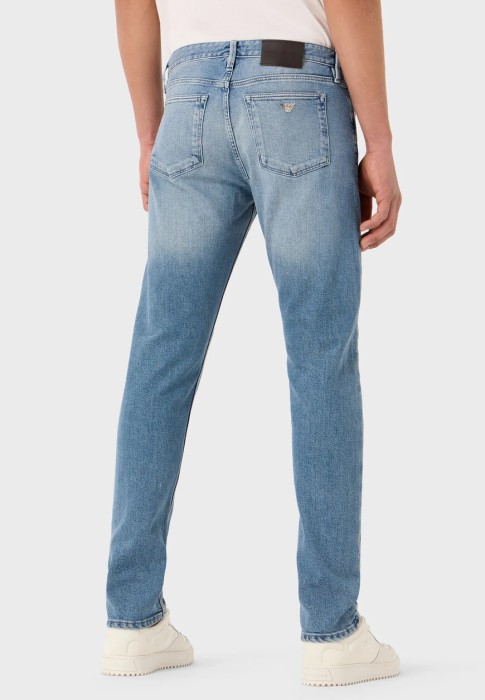 джинсы  из италии вид сбоку