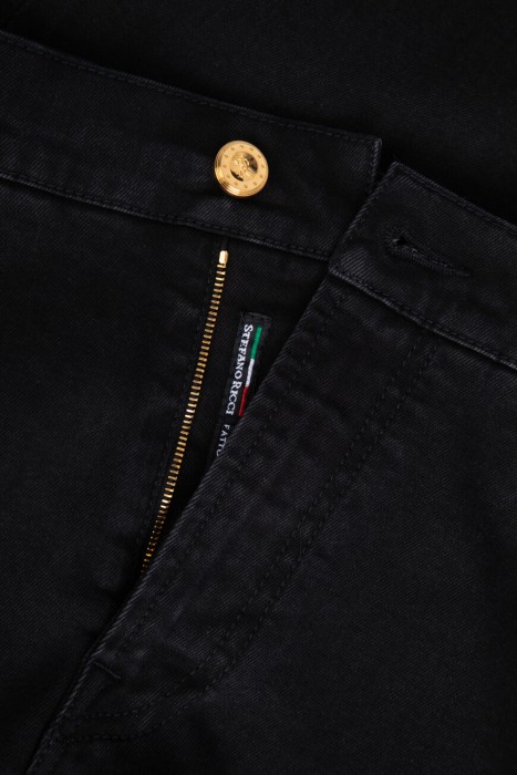 джинсы  из хлопка спереди