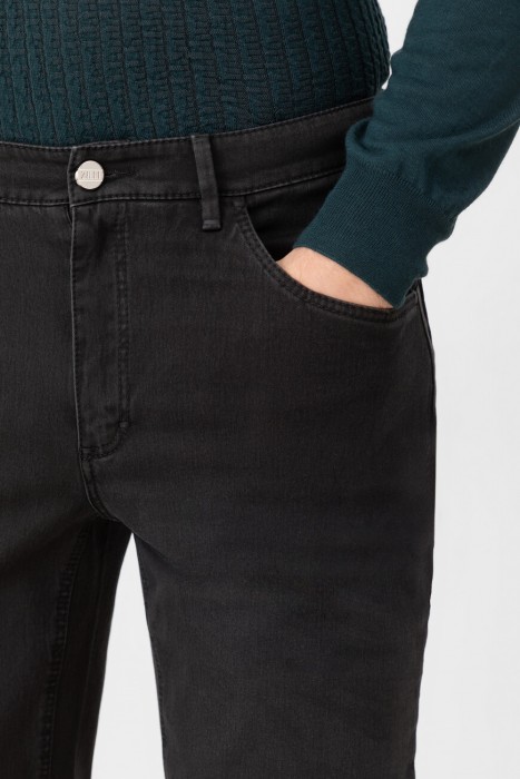 джинсы  из италии вид сбоку