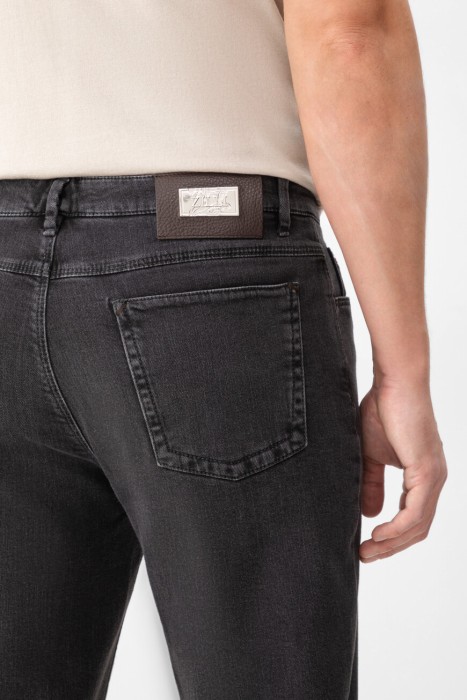 Товар серого цвета с внутренней стороны