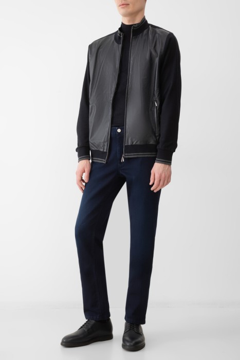 джинсы  из хлопка спереди