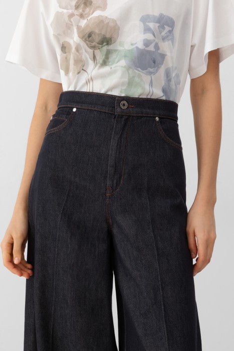 джинсы  из италии вид сбоку