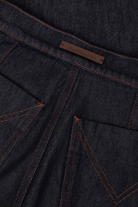 джинсы  для взрослого возраста с изнаночной стороны