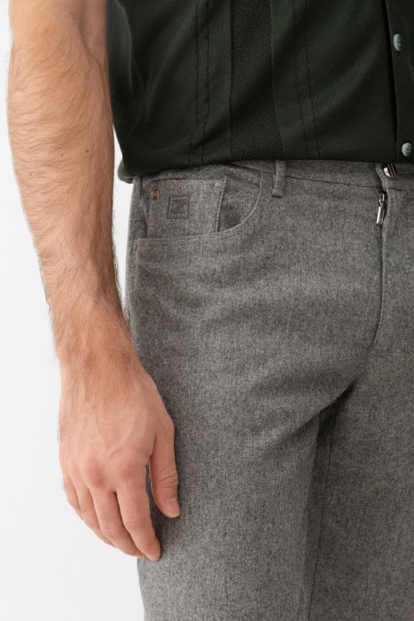 джинсы  из италии вид сбоку