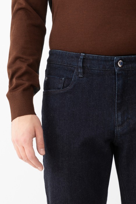 джинсы  из италии вид сбоку