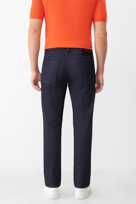 джинсы  по цене 79200 руб вид справа