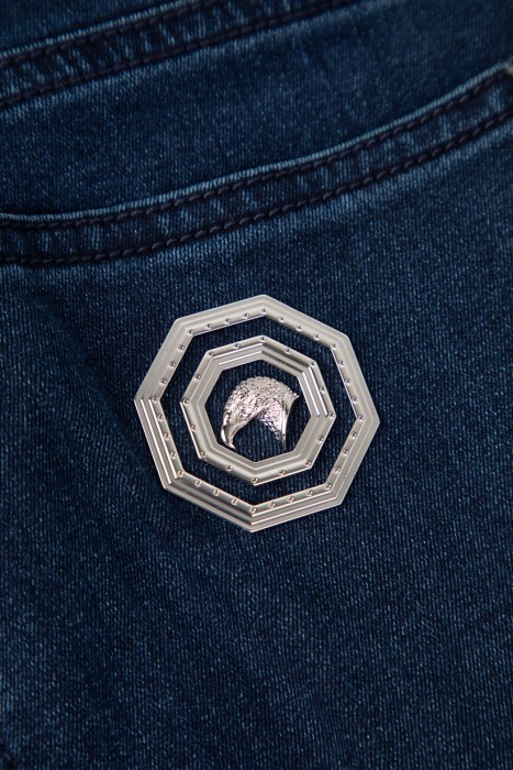 джинсы  универсального стиля с лицевой стороны