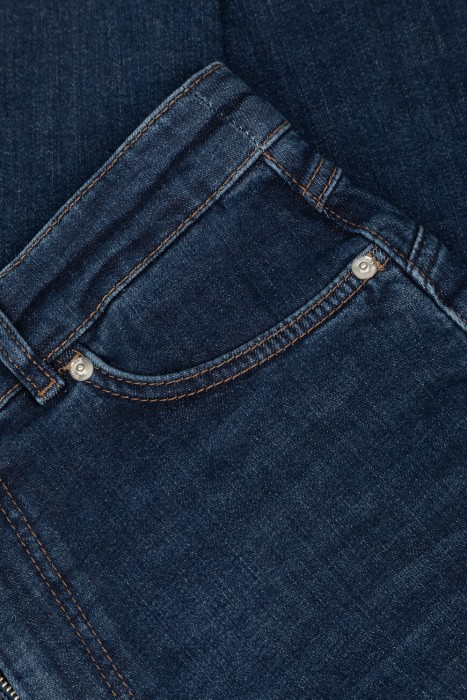 джинсы  повседневного стиля с лицевой стороны