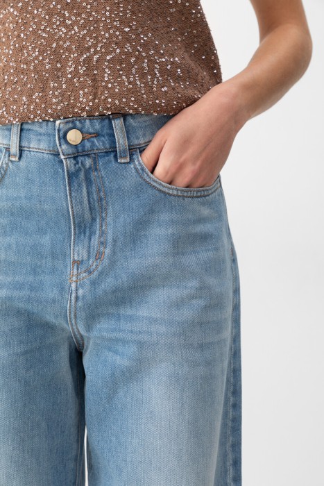 джинсы  из италии вид сбоку